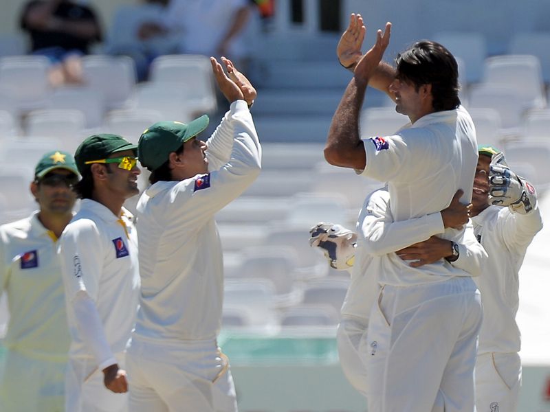 ...before becoming Mohammad Irfan's first Test wicket.