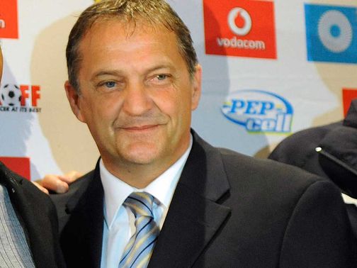 Gary Mabbutt: Will remain in hospital for two weeks