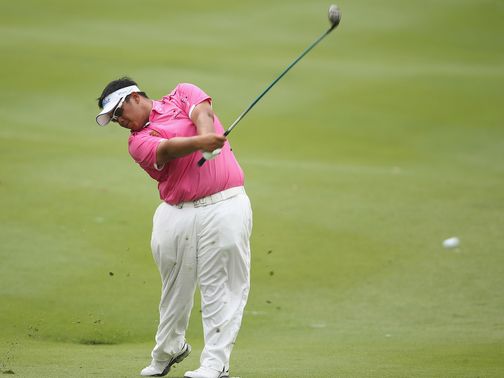 Kiradech Aphibarnrat: Leads in Malaysia