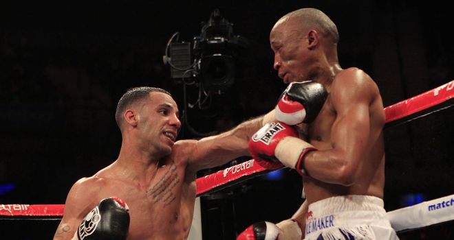 Yafai throws a left hand despite carrying an injury last weekend (Pic Lawrence Lustig)