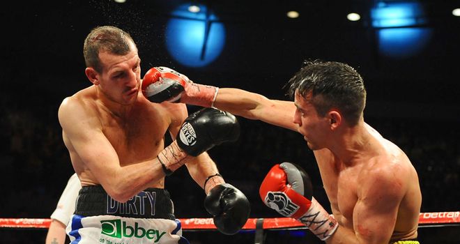 Anthony Crolla (R) needs an even better performance than when he drew with Mathews (Pic leighdawneyphotography.com)