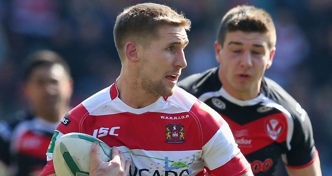Tomkins has scored ten tries in seven games against Hull