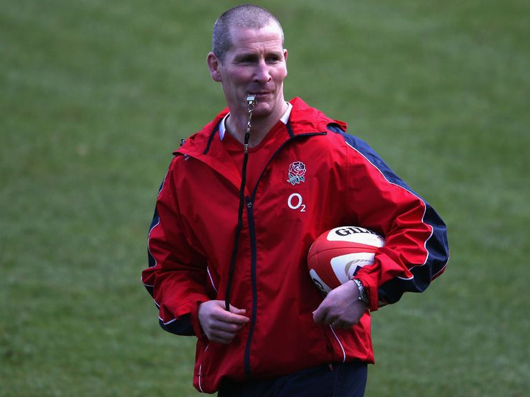 Stuart Lancaster is set to delay his decision on England's captain