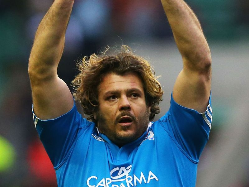Great support: Andrea Lo Cicero of Italy applauds the the crowd after the match