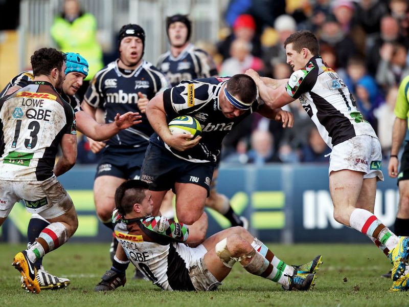 Real handful: Tony Buckley of Sale Sharks powers upfield