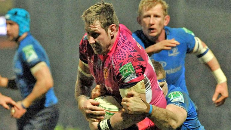 Neil Clark: Will make the switch to Oyonnax