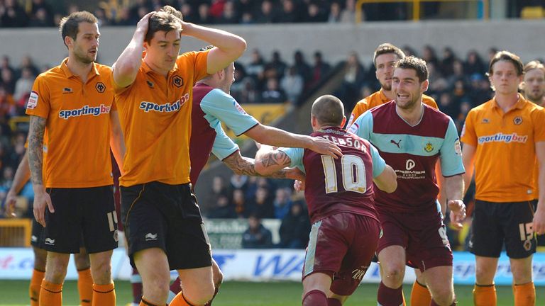 Martin Paterson: Celebrates his goal at Molineux