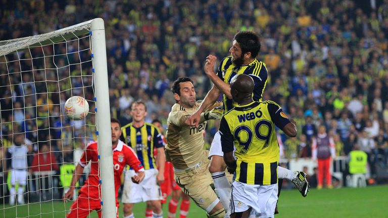 Egemen Korkmaz: Scores during the Europa League semi-final against Benfica at Sukru Saracoglu stadium