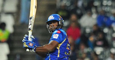 Smith guides Mumbai to victory