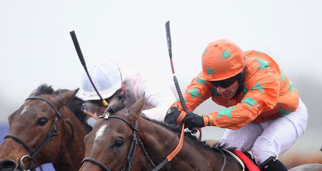 Es Que Love: Royal Ascot raid planned by Clive Cox