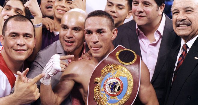 Juan Estrada: Well ahead on two of the scorecards