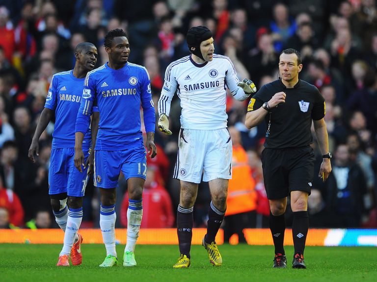 Cech: Leads Chelsea protests on Sunday