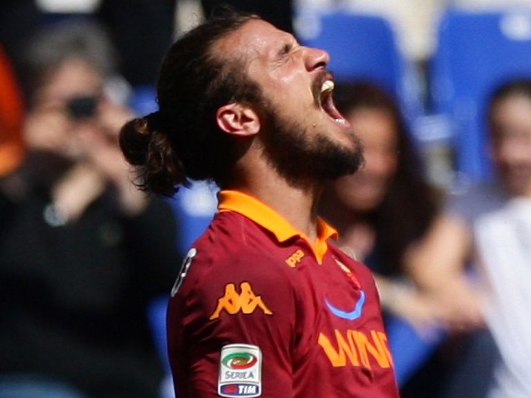 Pablo Daniel Osvaldo: In talks about a move away from Roma