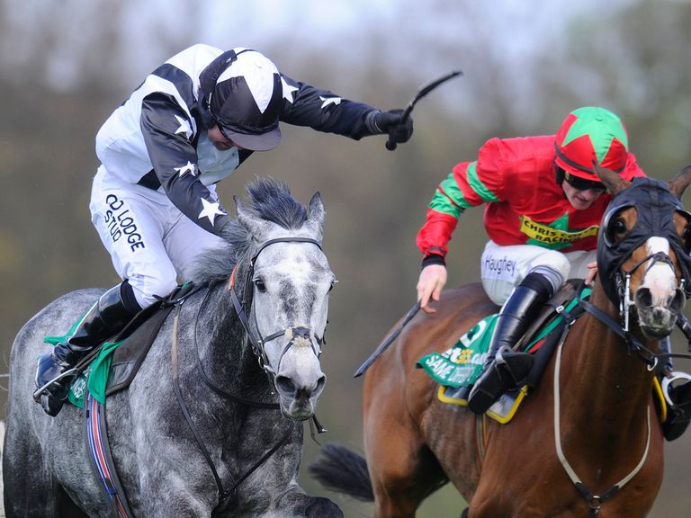 Quentin Collonges wins the 2013 bet365 Gold Cup