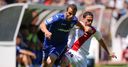 Valencia maintain pressure