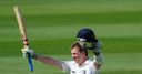 Robson has Warks on the run