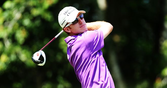 Roberto Castro claimed the first-round lead at Sawgrass with a course record