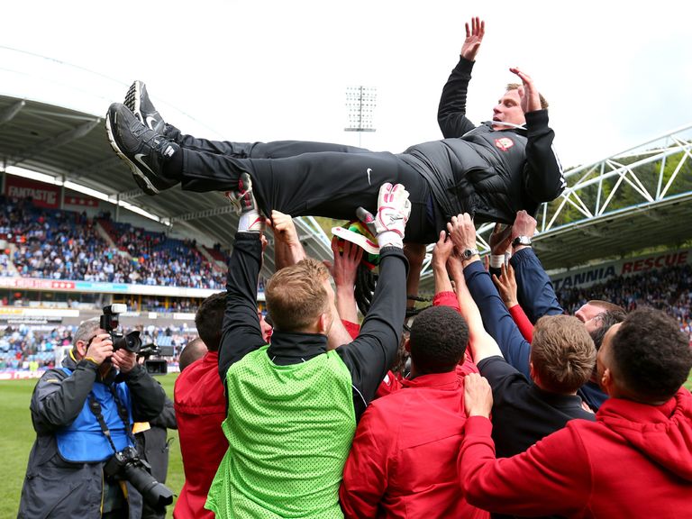 David Flitcroft: New Barnsley deal