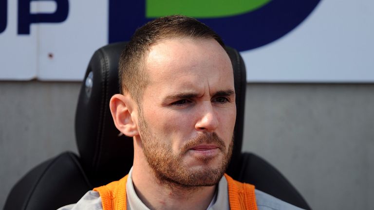 David Bell: Looking for a new club