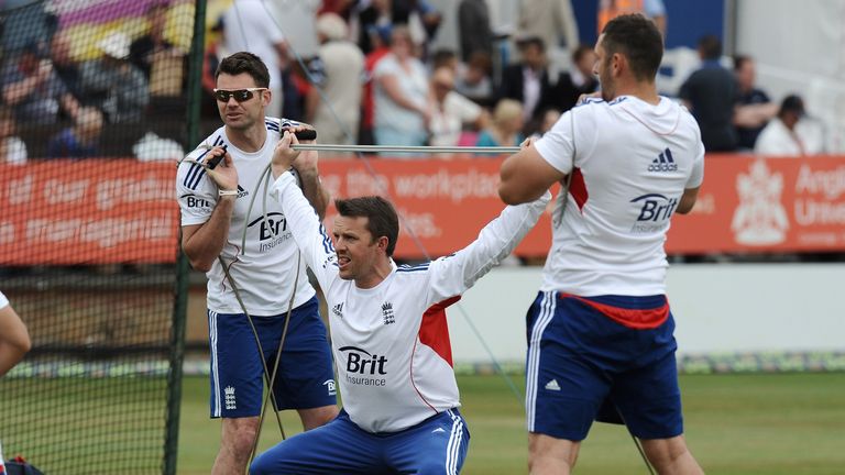 Graeme Swann was able to take the field on the third morning after x-rays revealed no fracture. Swann was hit on the right arm while batting on day two