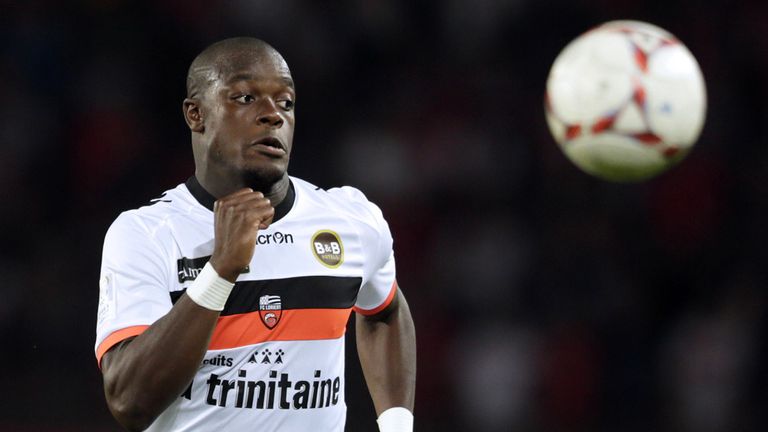 Lamine Kone: Extends Lorient contract