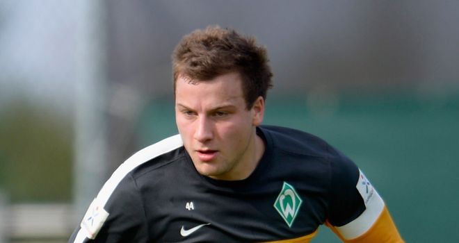 Philipp Bargfrede: Midfielder signs new Werder Bremen contract