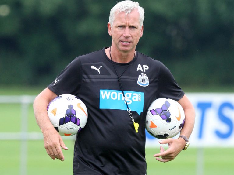 Alan Pardew: His Newcastle side face Everton tonight