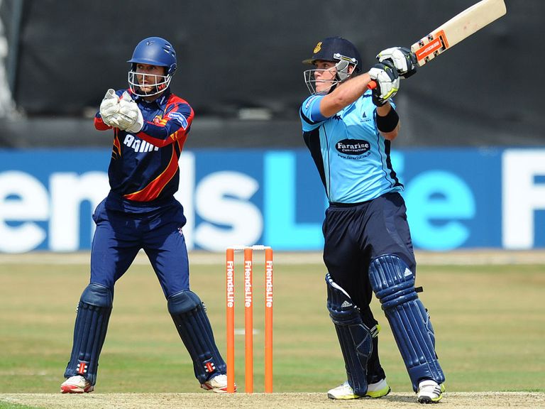 Matt Machan: New deal for young Sussex batsman