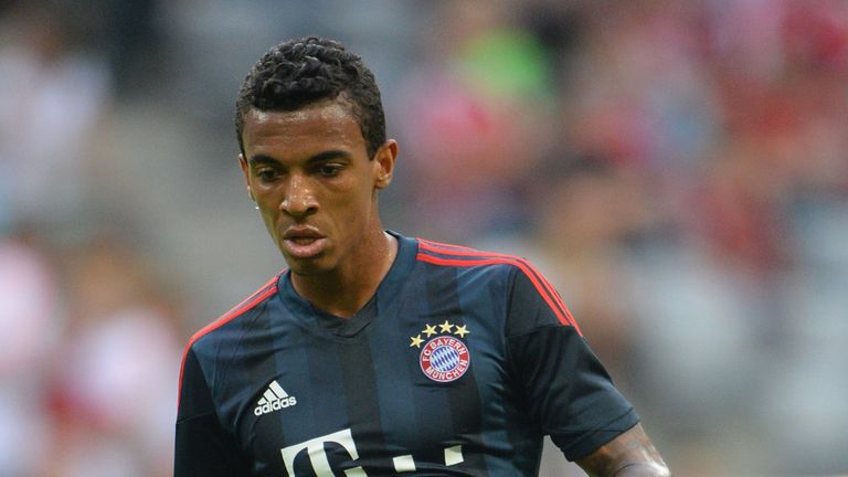 Luiz Gustavo: Has decided to remain in the Bundesliga
