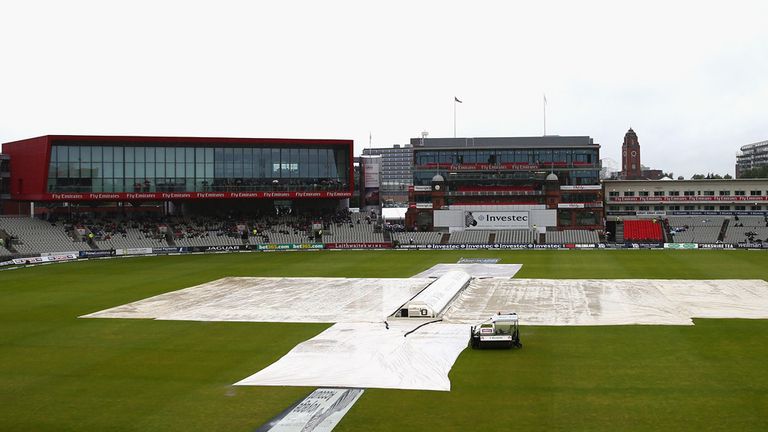 The Manchester weather was the key player on day five