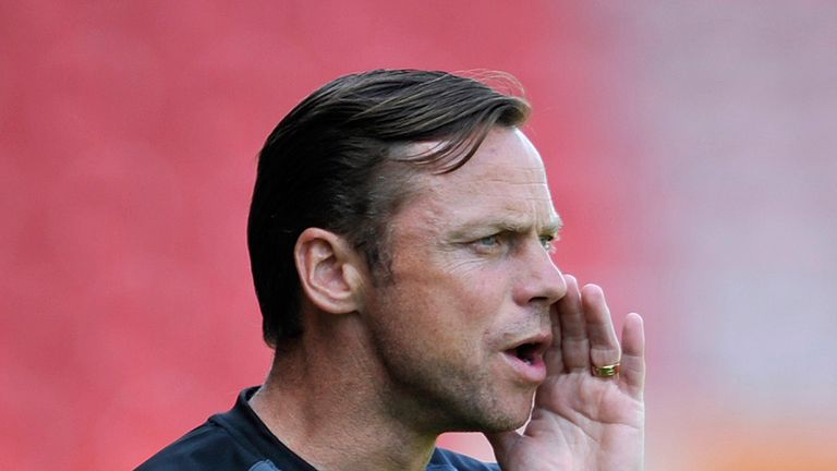Paul Dickov: Adds to goalkeeping ranks