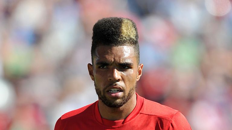 Scott Golbourne: Signs for Wolves