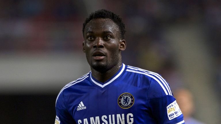 Former Chelsea star Michael Essien has signed a 12-month deal with Persib Bandung 