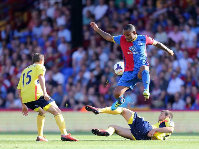 Jason Puncheon in action for Palace.