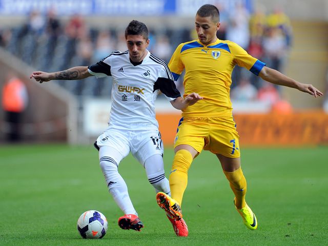 Pablo Hernandez in action for Swansea.