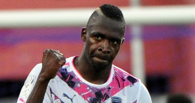 Cheick Diabate celebrates his goal for Bordeaux
