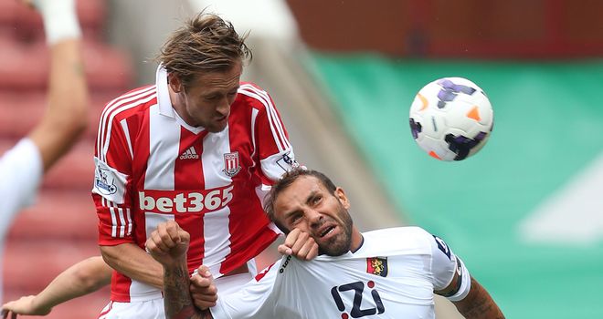 Peter Crouch: Stoke striker struck the post in 0-0 draw with Genoa