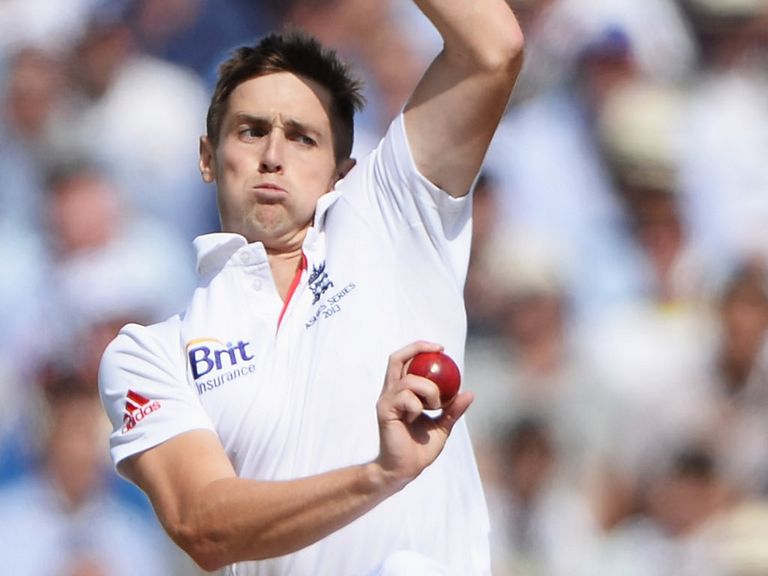 Chris Woakes: New deal with Warwickshire