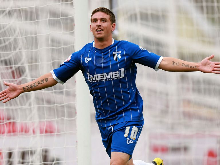 Cody McDonald secured a 2-2 draw for Gillingham at Swindon.