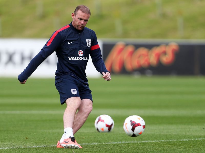 Roy Hodgson confirms Wayne Rooney is fit to play against Scotland on Wednesday.