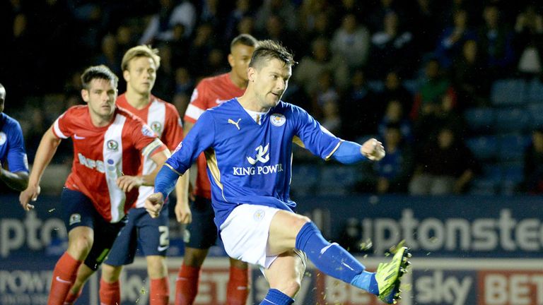 David Nugent: Double secures Leicester victory