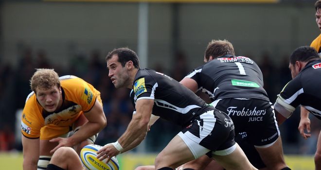 Haydn Thomas agrees a new deal with Extere Chiefs.