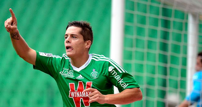 Romain Hamouma celebrates.