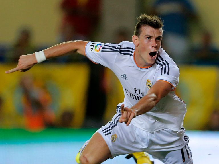 Gareth Bale: Manchester United want to sign him