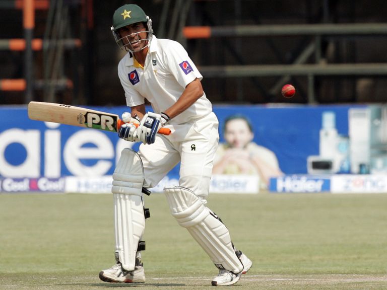 Younus Khan: Passed 7,000 Test runs