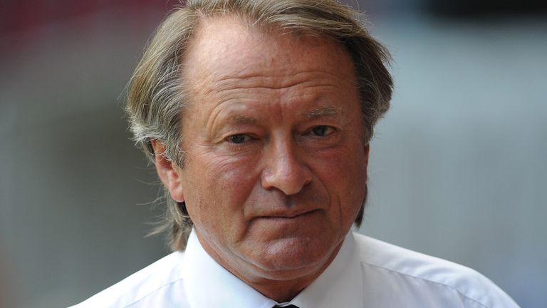 Ariel Jacobs: New manager of Valenciennes