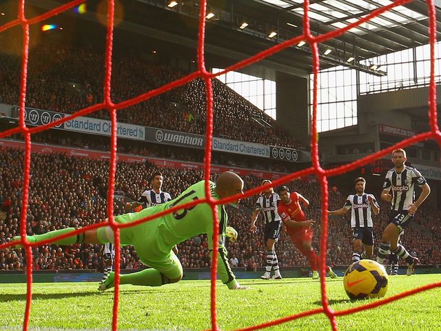 Luiz Suarez finding the net at Anfield