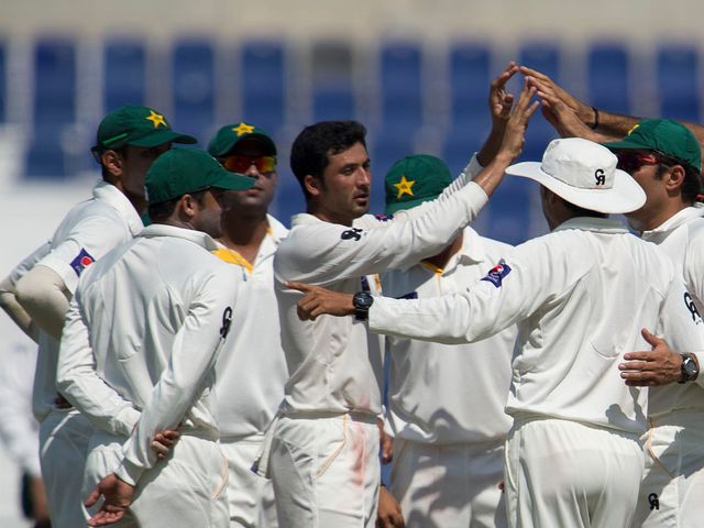 Pakistan celebrate against South Africa