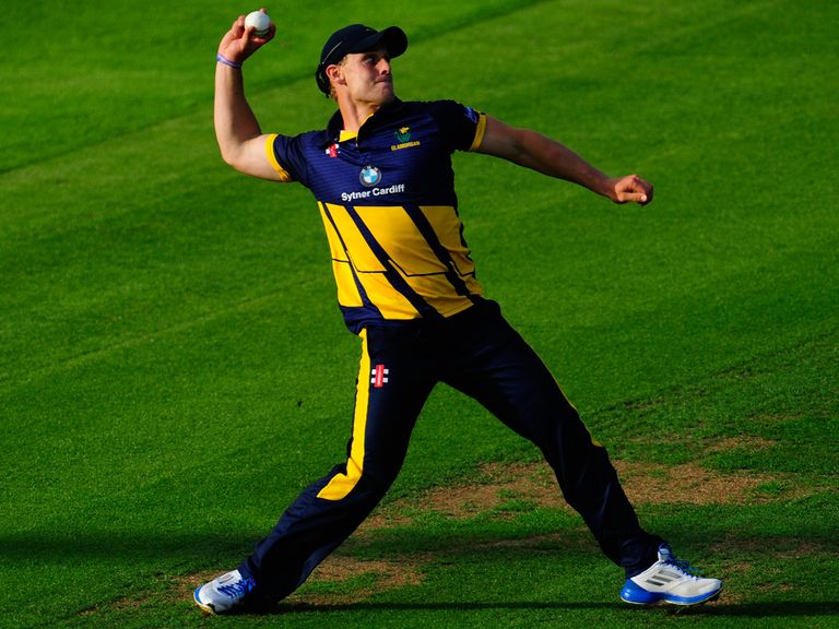 Ben Wright: Pens new two-year deal with Glamorgan