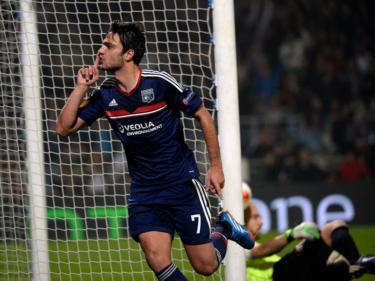 Clement Grenier celebrates his goal for Lyon